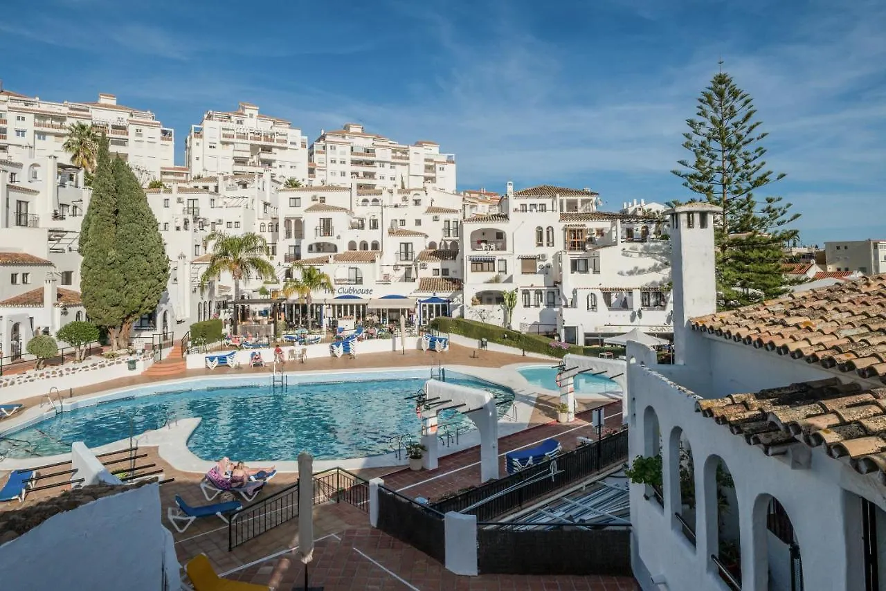 Apartment Freshly Renovated, Modern Penthouse Pueblo Evita! Benalmadena