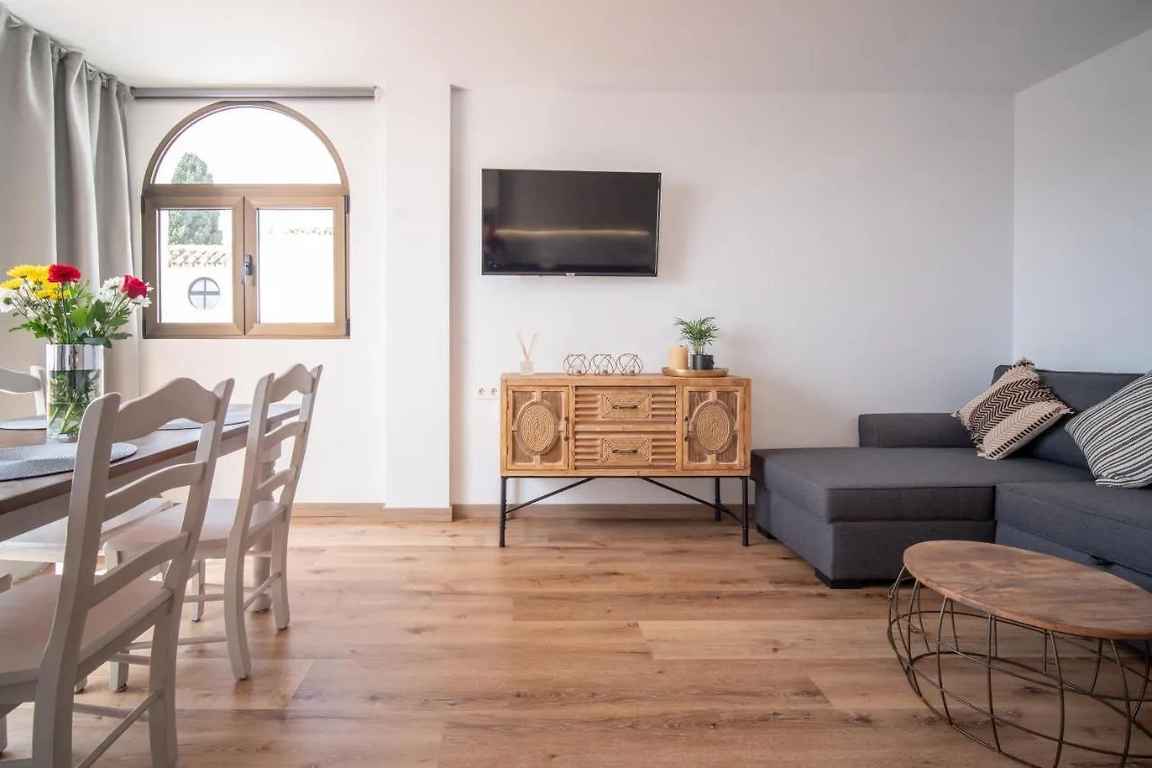 Freshly Renovated, Modern Penthouse Pueblo Evita! Benalmadena