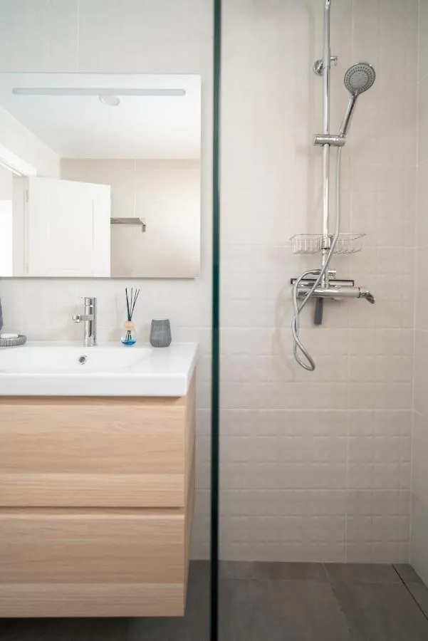 Apartment Freshly Renovated, Modern Penthouse Pueblo Evita! Benalmadena