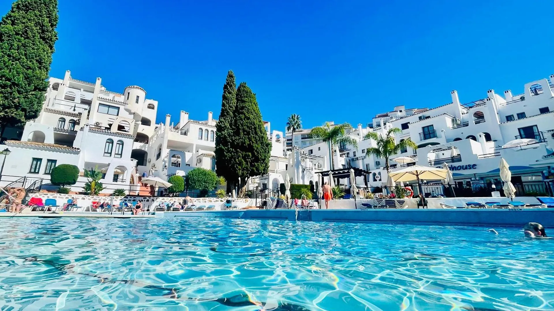 Freshly Renovated, Modern Penthouse Pueblo Evita! Benalmadena Spain